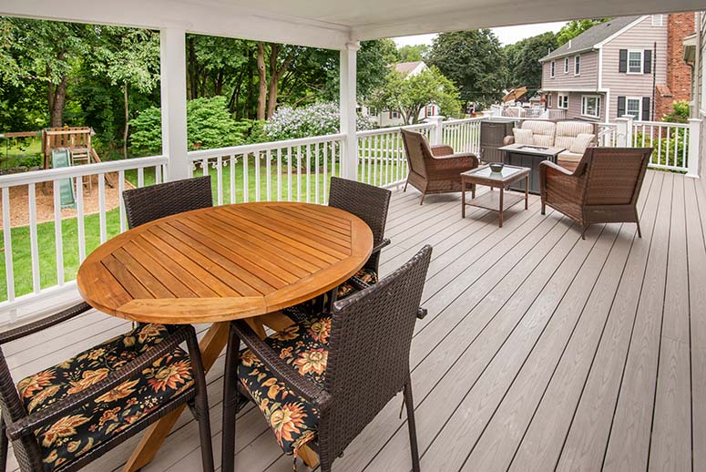 Porch with outdoor furniture and yard